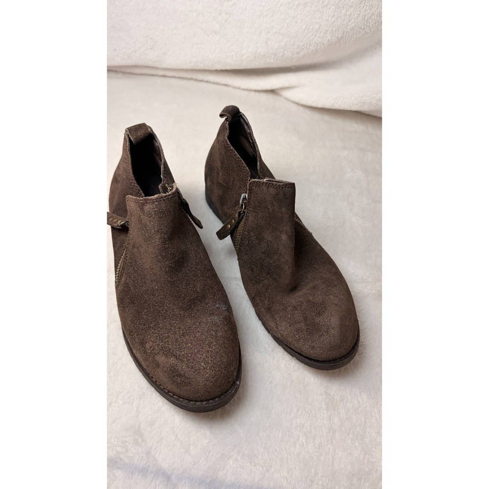 Björndal Geena Chocolate Suede Ankle Booties Zipper Closure Size 7.5 Casual